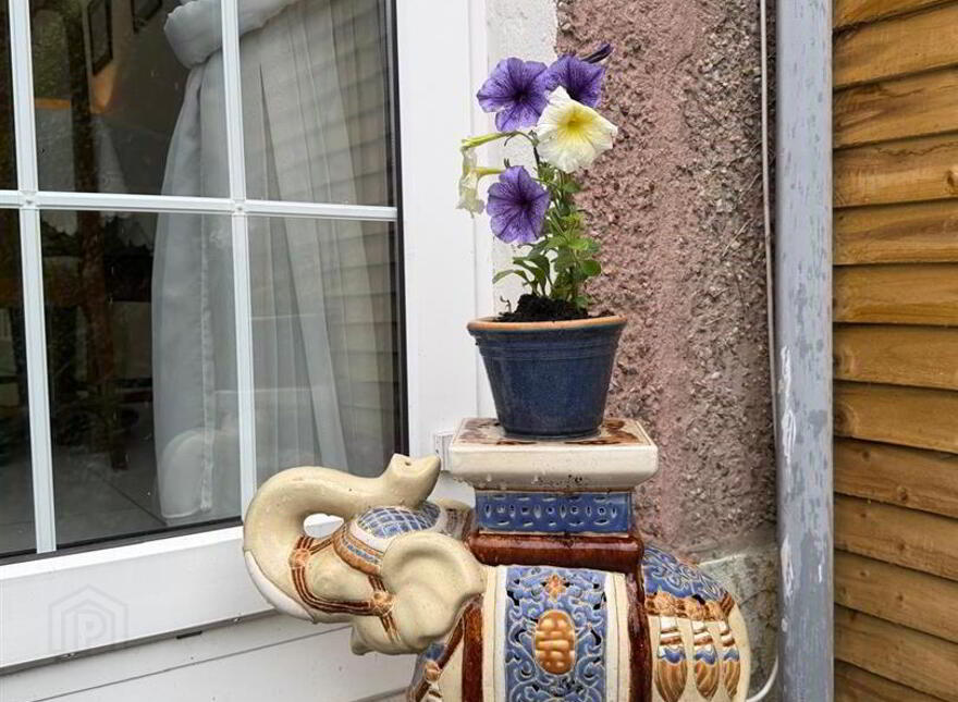 21 Aberfoyle Crescent, Derry, BT48 7PG