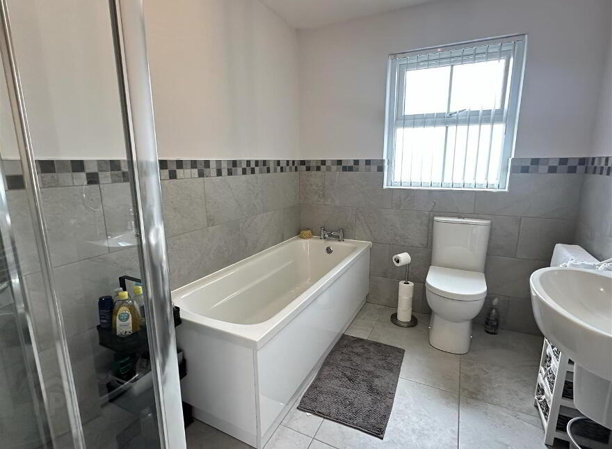 34 Sawhill Park, Annalong, Newry, BT34 4GP