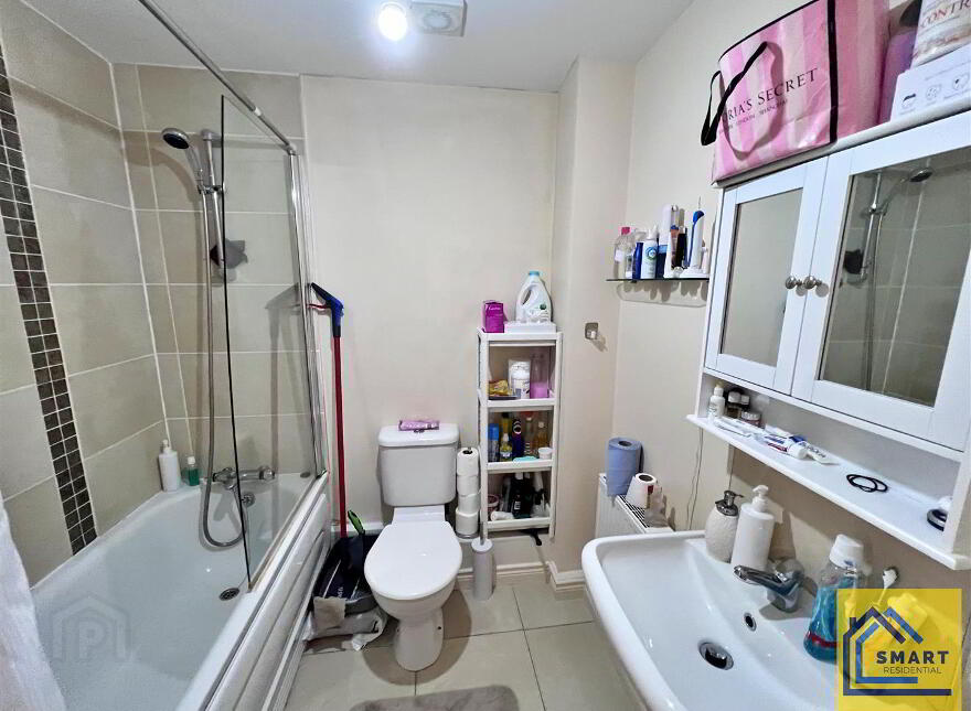Apt 53 Titanic Walk, 5 Ballymacarrett Road, Belfast, BT4 1BT