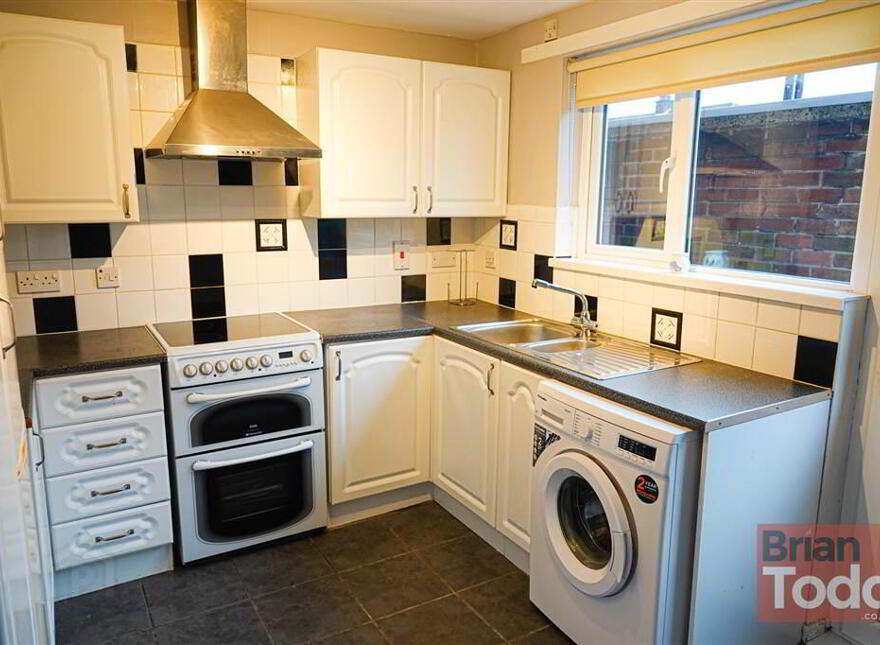 Killyglen Road, Larne, BT40 2HR
