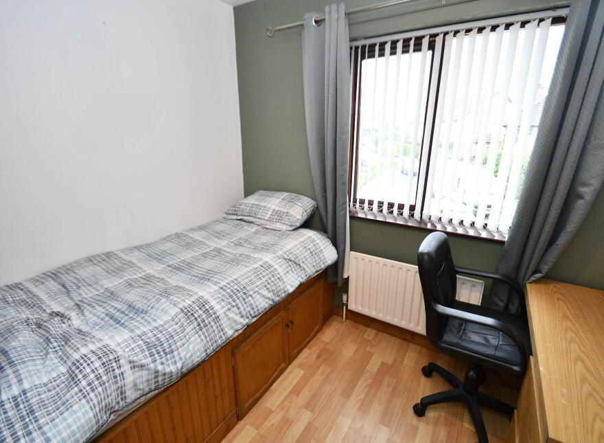 29 Helens Wood, Stewartstown Road, Belfast, BT17 0RY