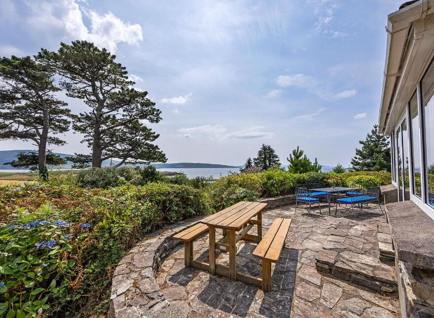Whispering Pines, Ahakista, Bantry, P75NH21
