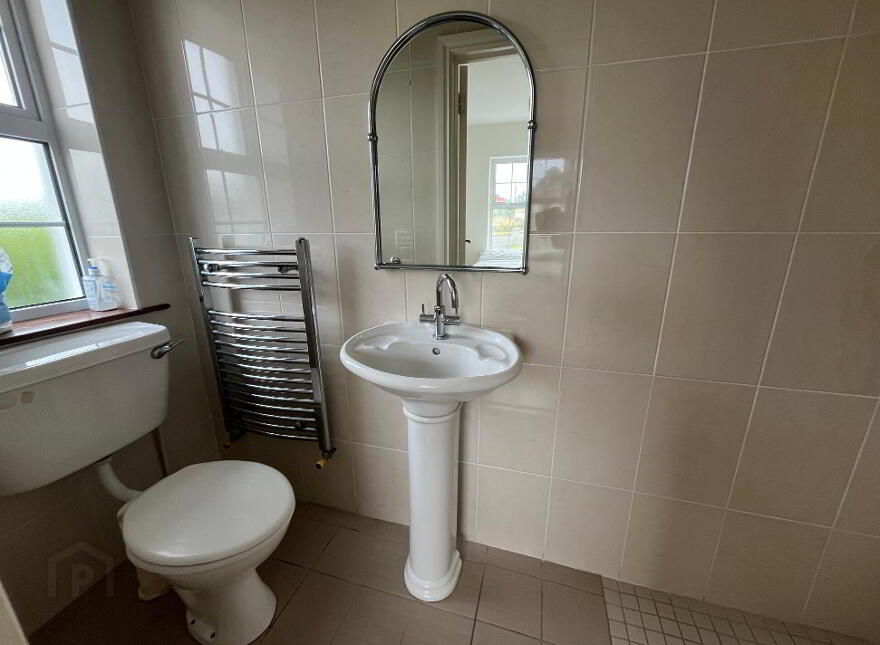 1 Gurteens, Ballina, F26K2D1
