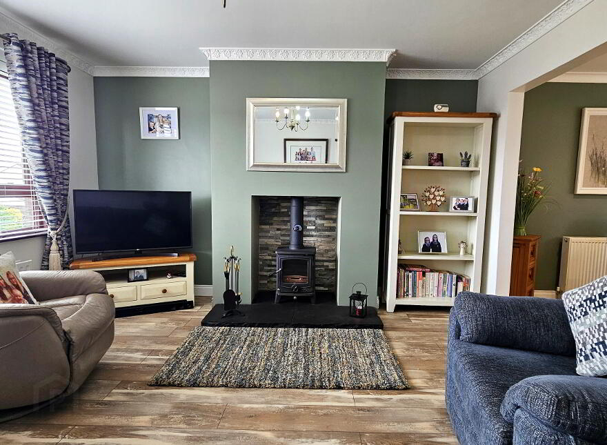 24 Larchwood Avenue, Banbridge, BT32 3XH