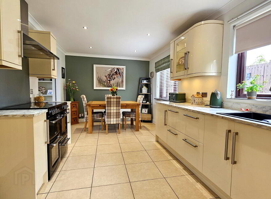 24 Larchwood Avenue, Banbridge, BT32 3XH