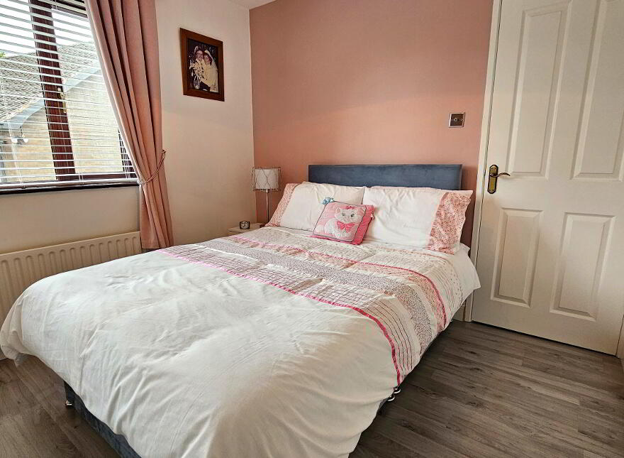 24 Larchwood Avenue, Banbridge, BT32 3XH