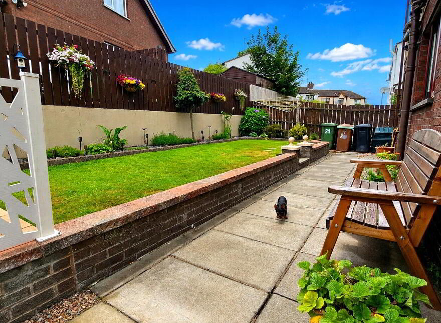 24 Larchwood Avenue, Banbridge, BT32 3XH
