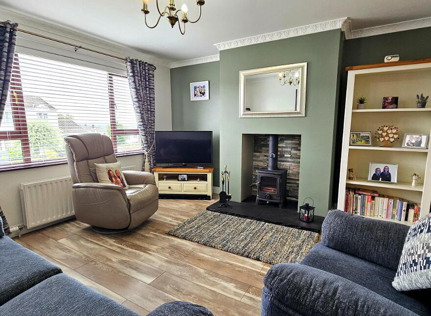 24 Larchwood Avenue, Banbridge, BT32 3XH