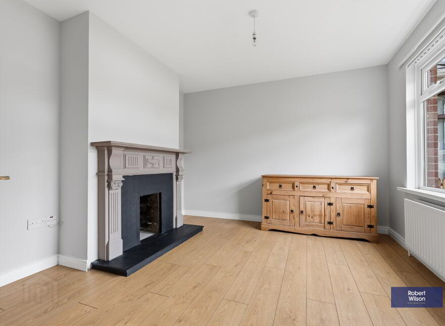33 Demesne Avenue, Lurgan, BT66 7BL