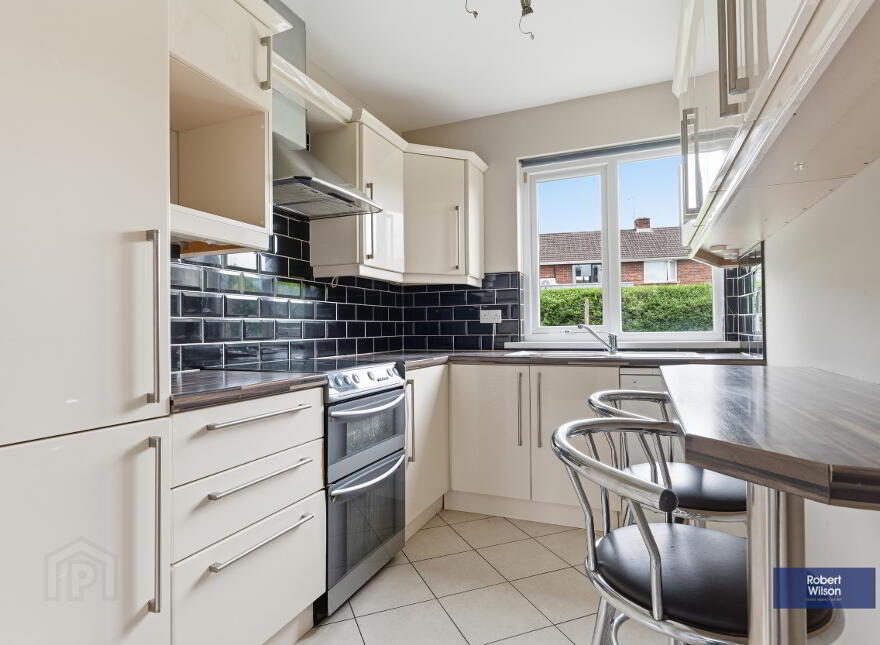 33 Demesne Avenue, Lurgan, BT66 7BL