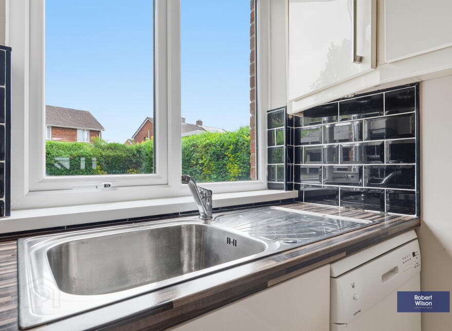 33 Demesne Avenue, Lurgan, BT66 7BL