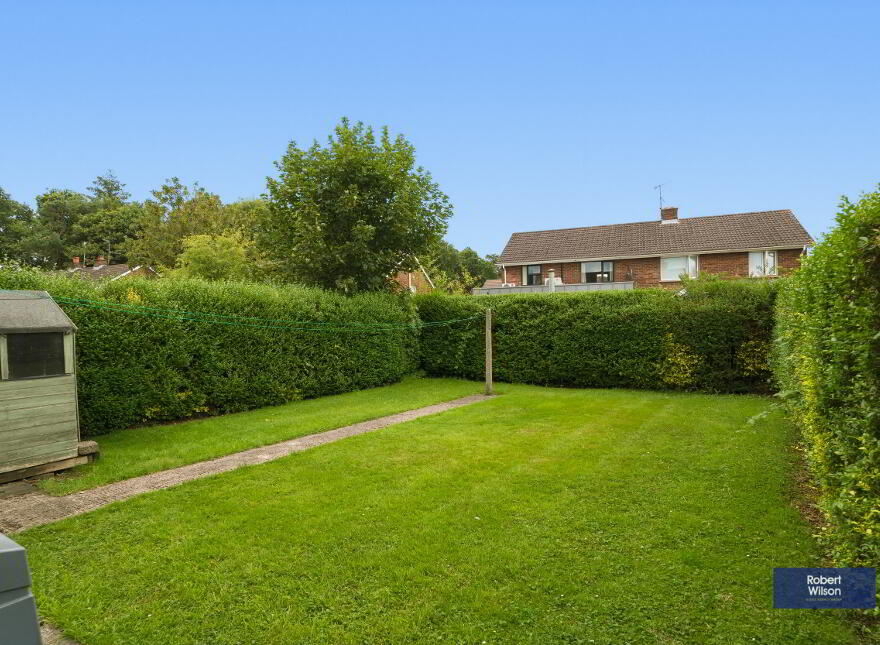 33 Demesne Avenue, Lurgan, BT66 7BL
