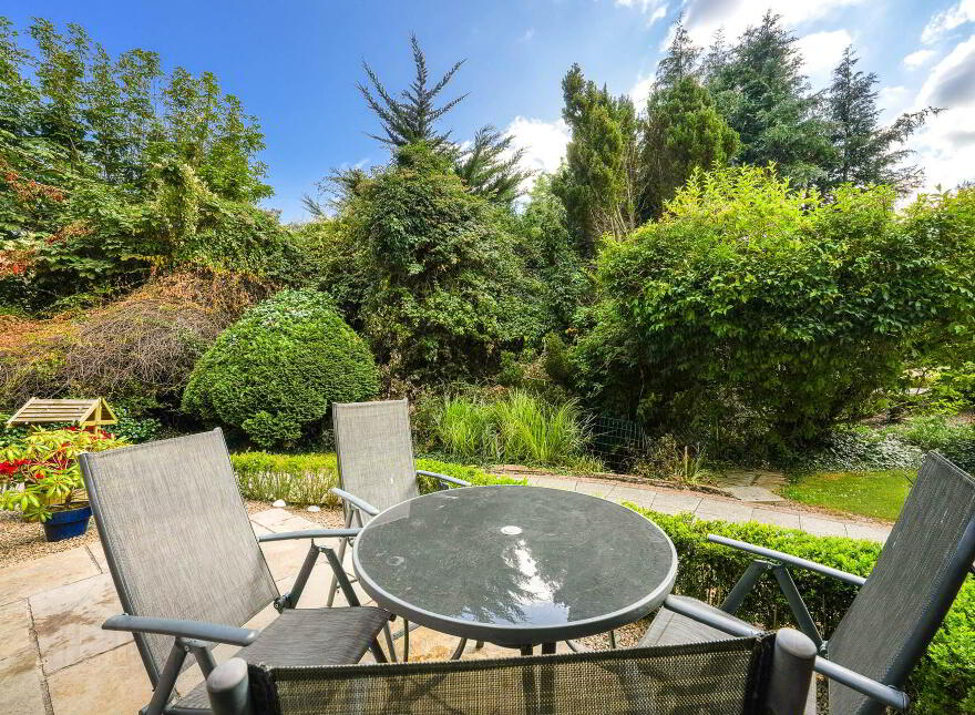 Apt 1, El Pinar, Kilgobbin Road, Sandyford, Dublin, D18PT63