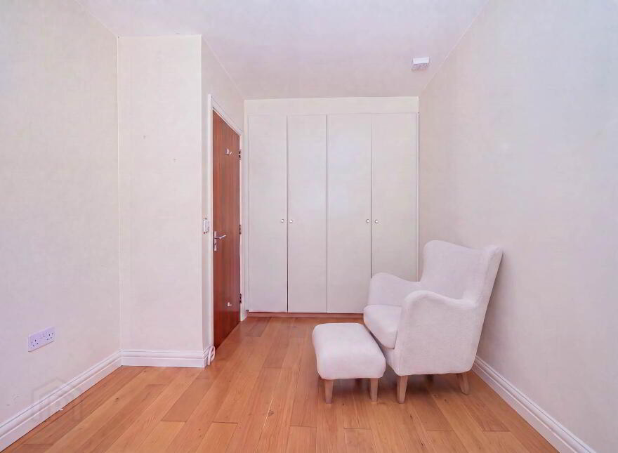 Apt 1, El Pinar, Kilgobbin Road, Sandyford, Dublin, D18PT63