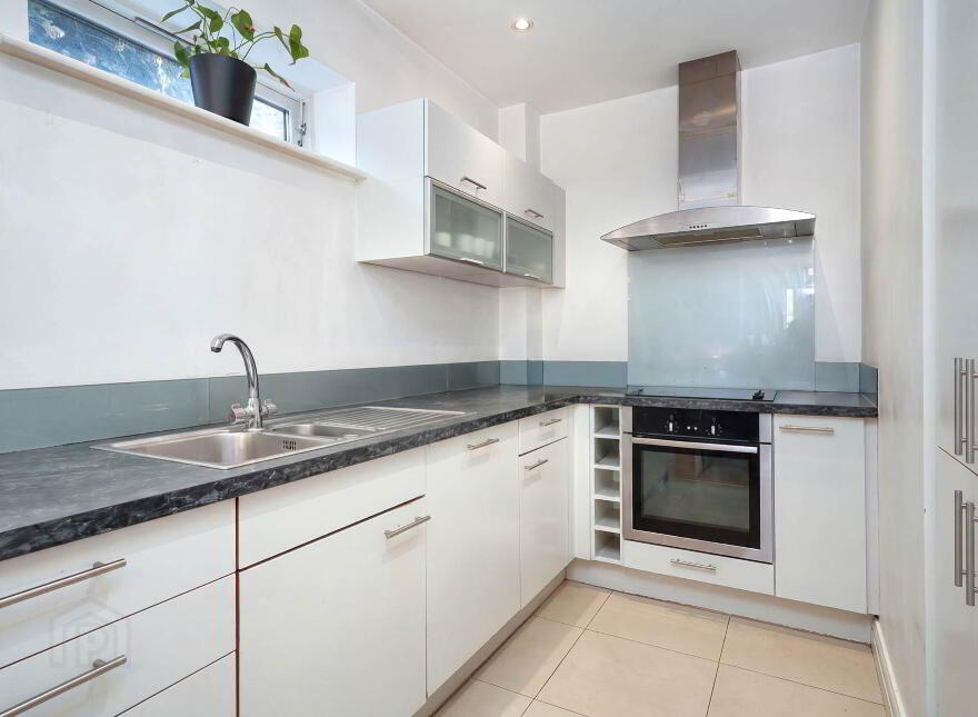 Apt 1, El Pinar, Kilgobbin Road, Sandyford, Dublin, D18PT63