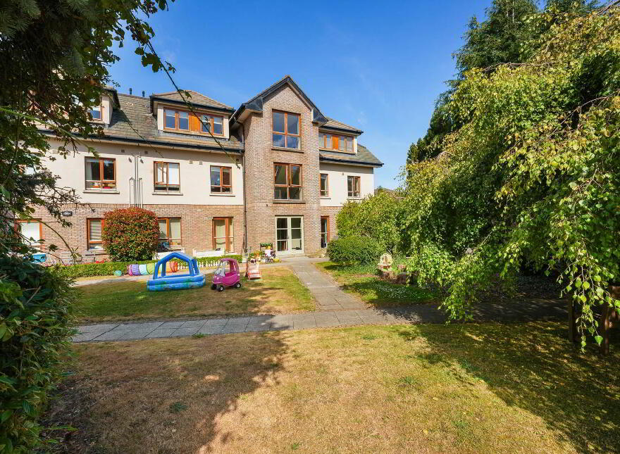Apt 1, El Pinar, Kilgobbin Road, Sandyford, Dublin, D18PT63