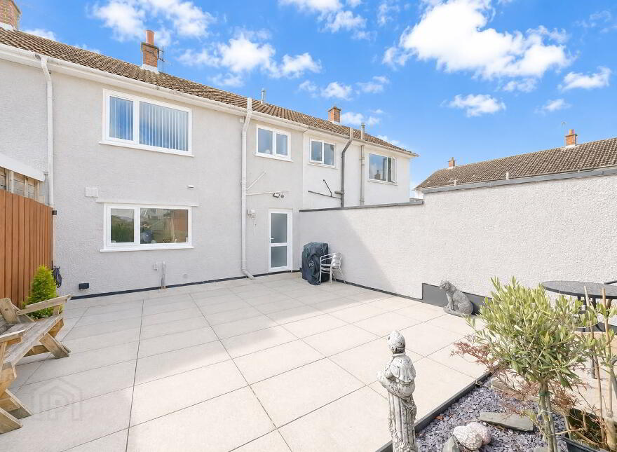 9 Blackthorn Park, Carrickfergus, BT38 8ER