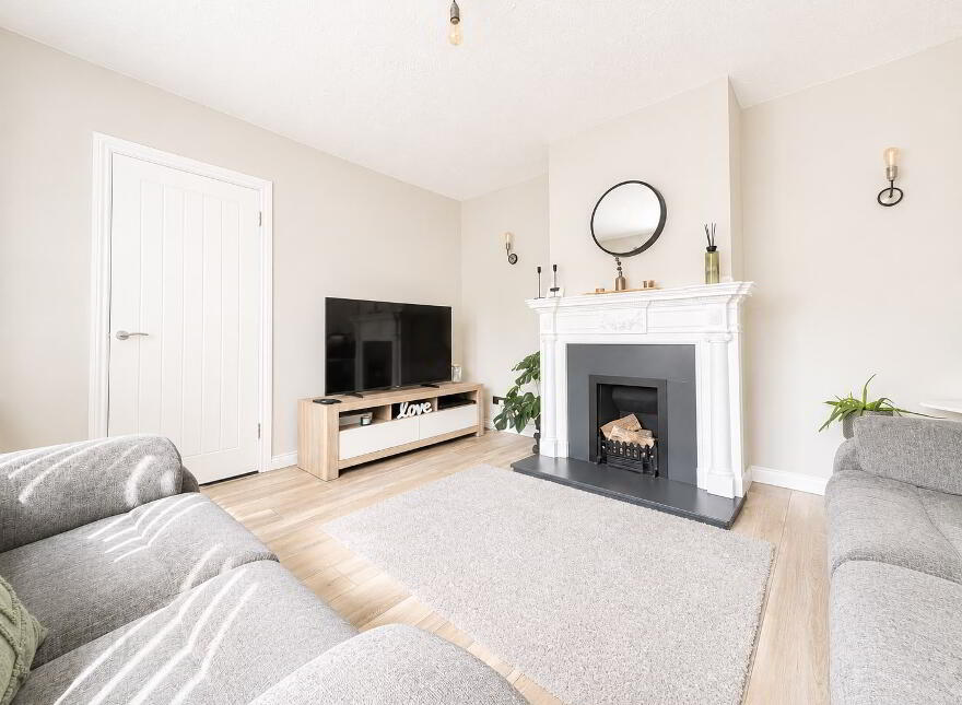 9 Blackthorn Park, Carrickfergus, BT38 8ER
