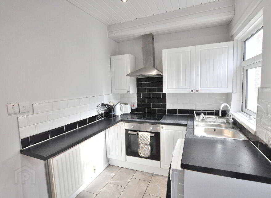 14 Egeria Street, Belfast, BT12 5PN