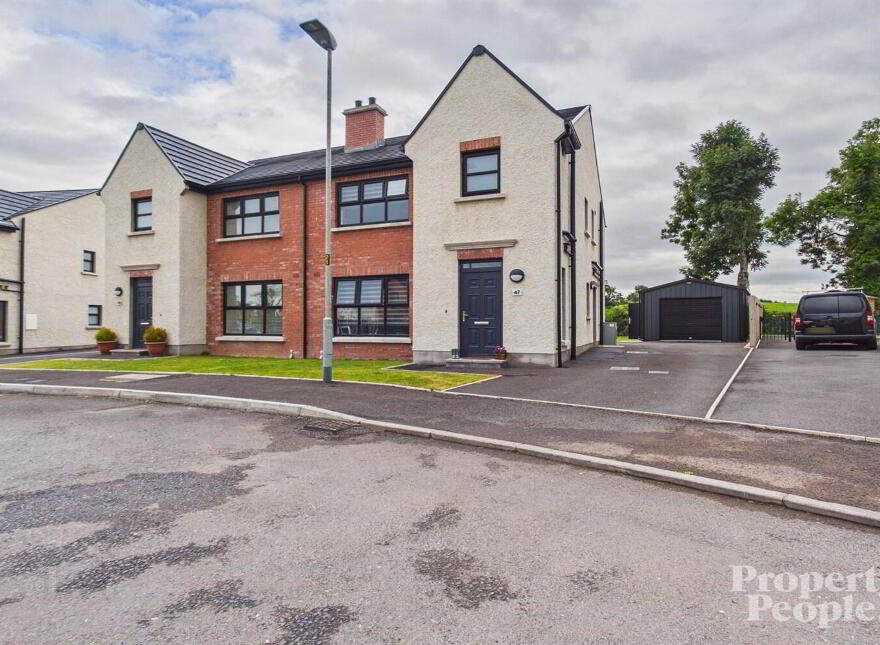 47 Loughmuck Meadows, Fintona, Omagh, BT78 2FF