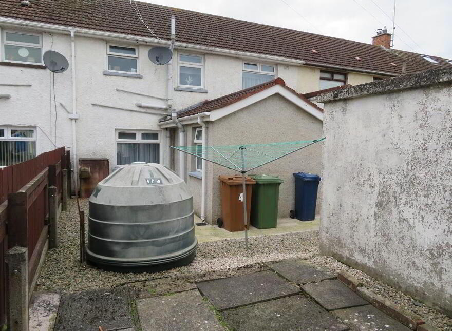 4 Wheatfield Drive, Lurgan, BT66 7BS