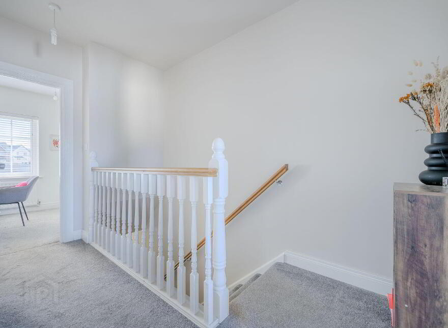 10 River Hill Crescent, Newtownards, BT23 7FQ