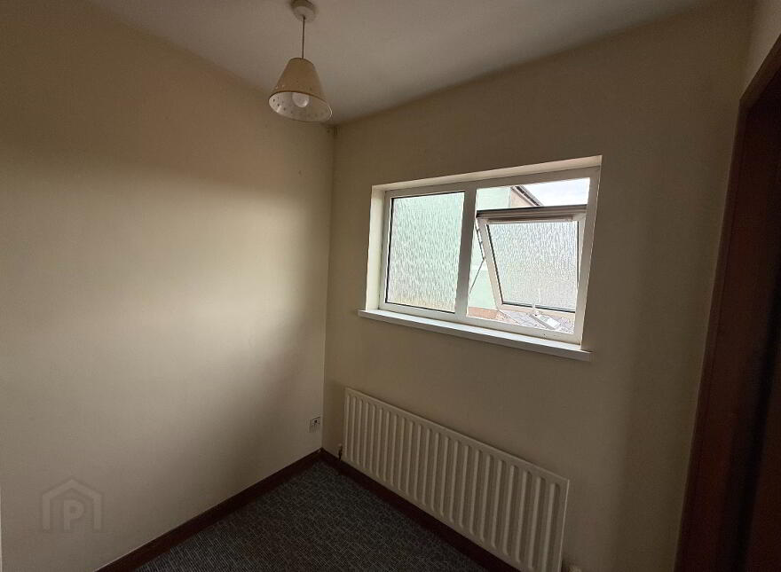 B, 156 Moore St, Aughnacloy, BT69 6AA