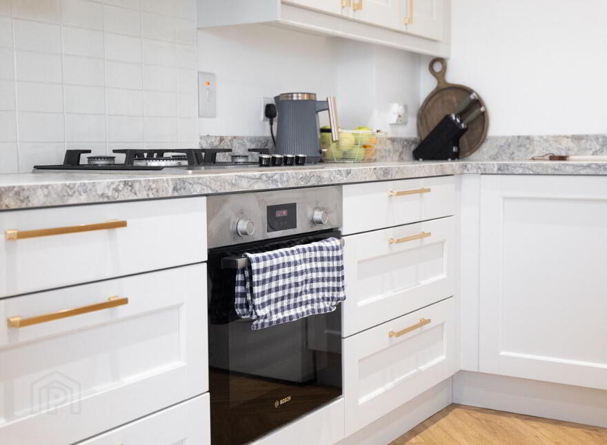 31 Sunningdale, Omagh, BT78 1JX