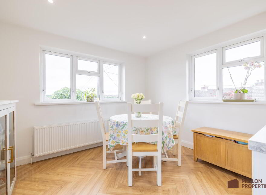 31 Sunningdale, Omagh, BT78 1JX