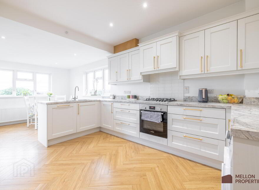 31 Sunningdale, Omagh, BT78 1JX