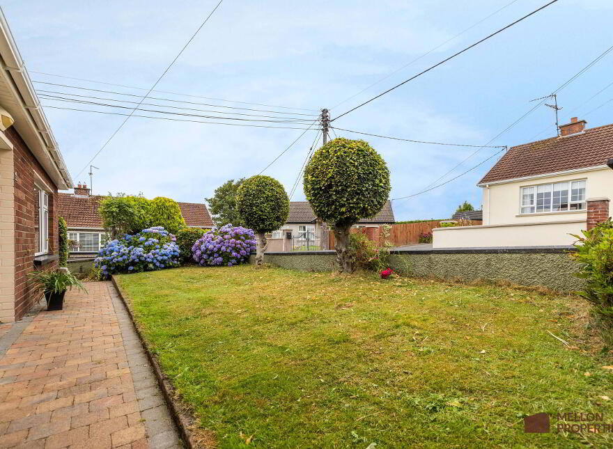 31 Sunningdale, Omagh, BT78 1JX