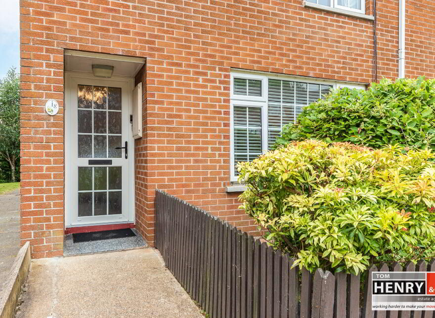 18 Dunlea Vale, Oaks Road, Dungannon, BT71 4BA