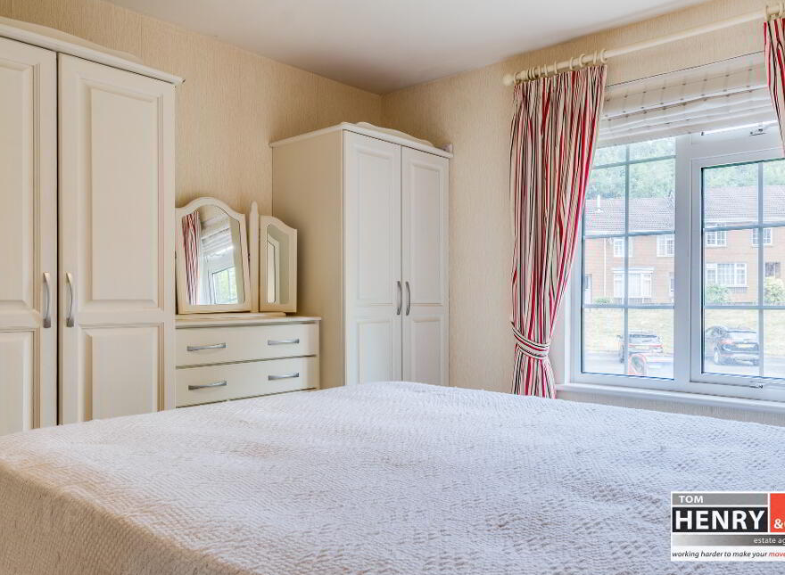 18 Dunlea Vale, Oaks Road, Dungannon, BT71 4BA