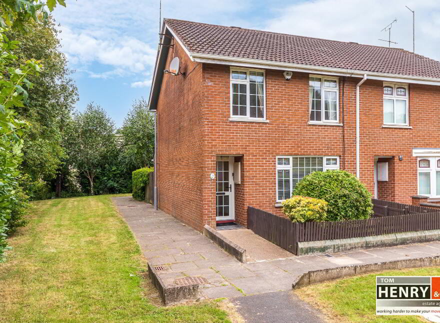 18 Dunlea Vale, Oaks Road, Dungannon, BT71 4BA