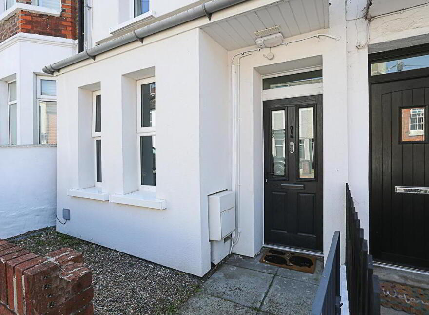 65 Downshire Road, Holywood, BT18 9LX