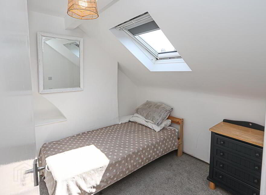 65 Downshire Road, Holywood, BT18 9LX