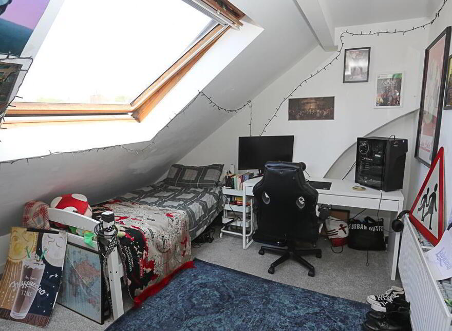 65 Downshire Road, Holywood, BT18 9LX