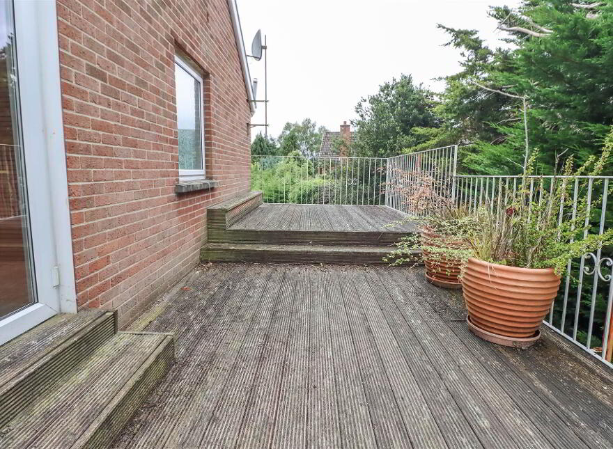 6 Grahamsbridge Park, Dundonald, Belfast, BT16 2DE