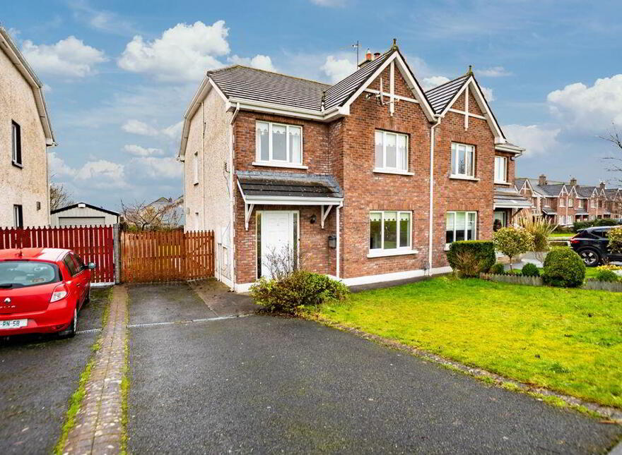 11 Chancery Park Drive, Tullamore, R35A2W4