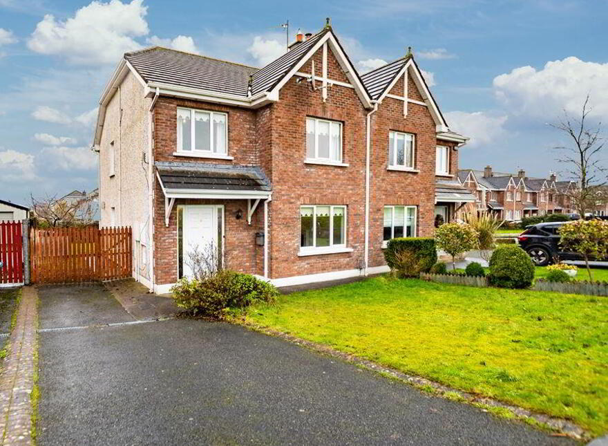 11 Chancery Park Drive, Tullamore, R35A2W4