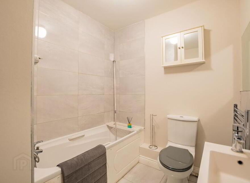 11 Chancery Park Drive, Tullamore, R35A2W4