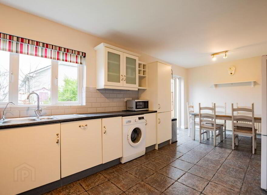 11 Chancery Park Drive, Tullamore, R35A2W4