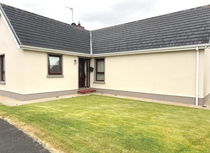 5 Elm Park, Moneymore, BT45 7SJ