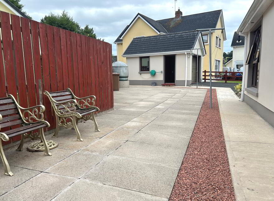 5 Elm Park, Moneymore, BT45 7SJ