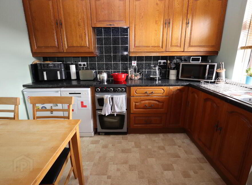 33 Tobarcooran Avenue, Newtownabbey, BT36 6EP