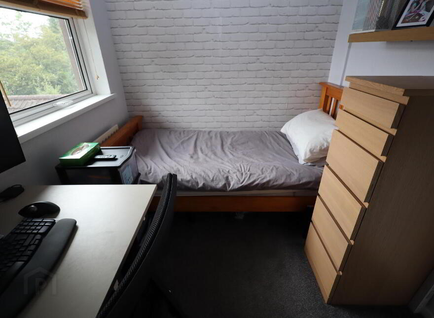 33 Tobarcooran Avenue, Newtownabbey, BT36 6EP