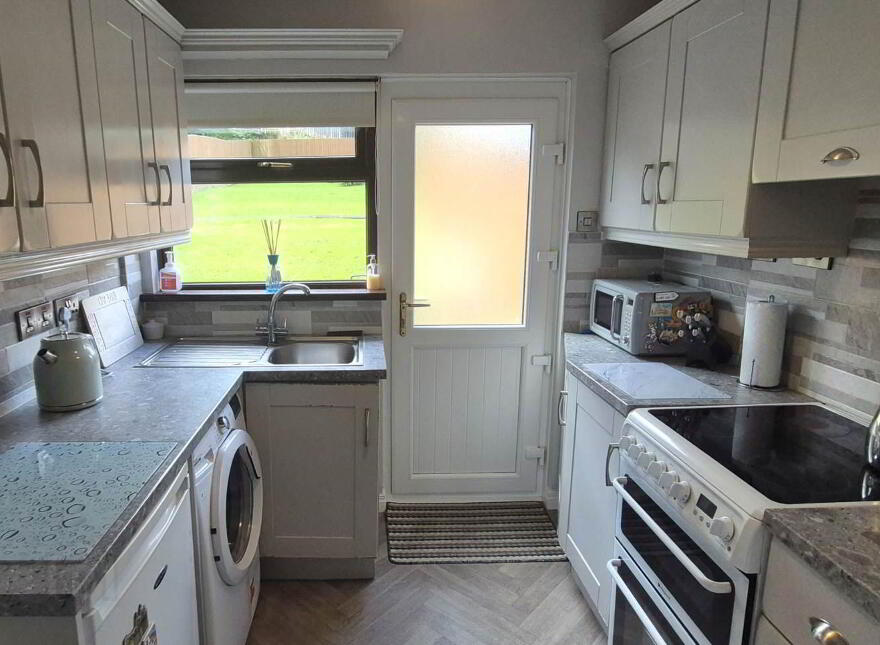 4 Circular Road, Creggan, Derry, BT48 9QZ
