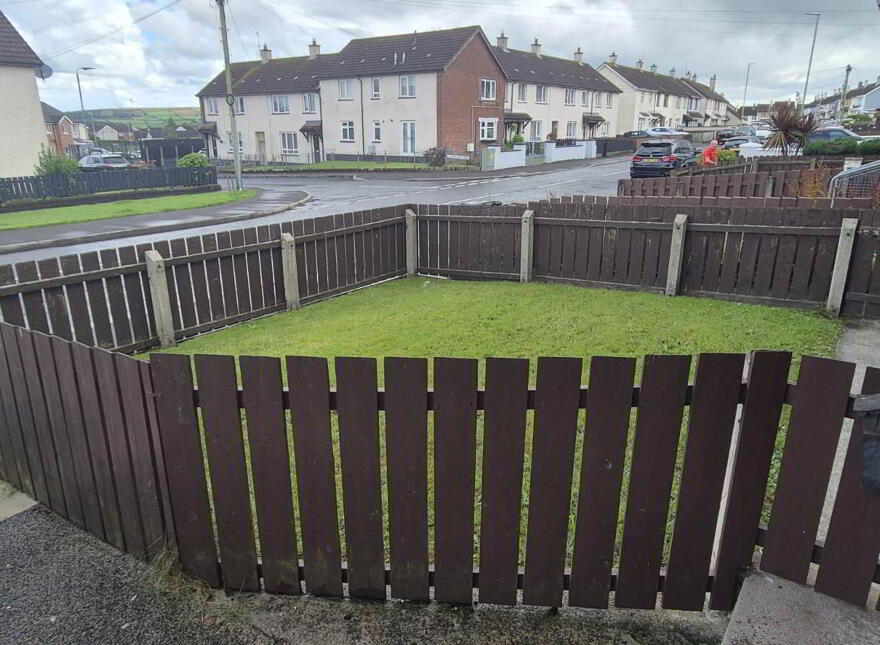 4 Circular Road, Creggan, Derry, BT48 9QZ