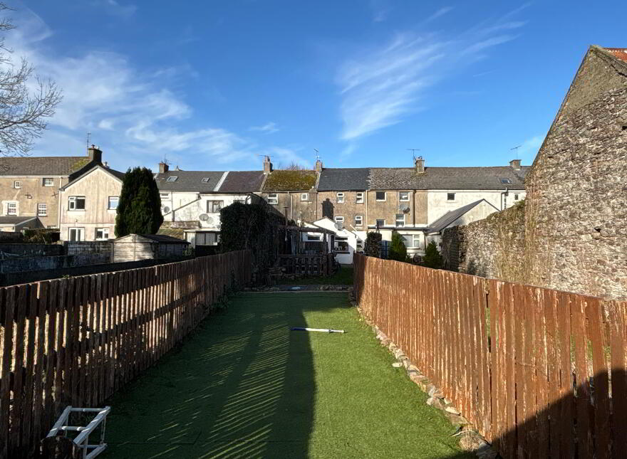 Main Street, Clogheen, E21VR60