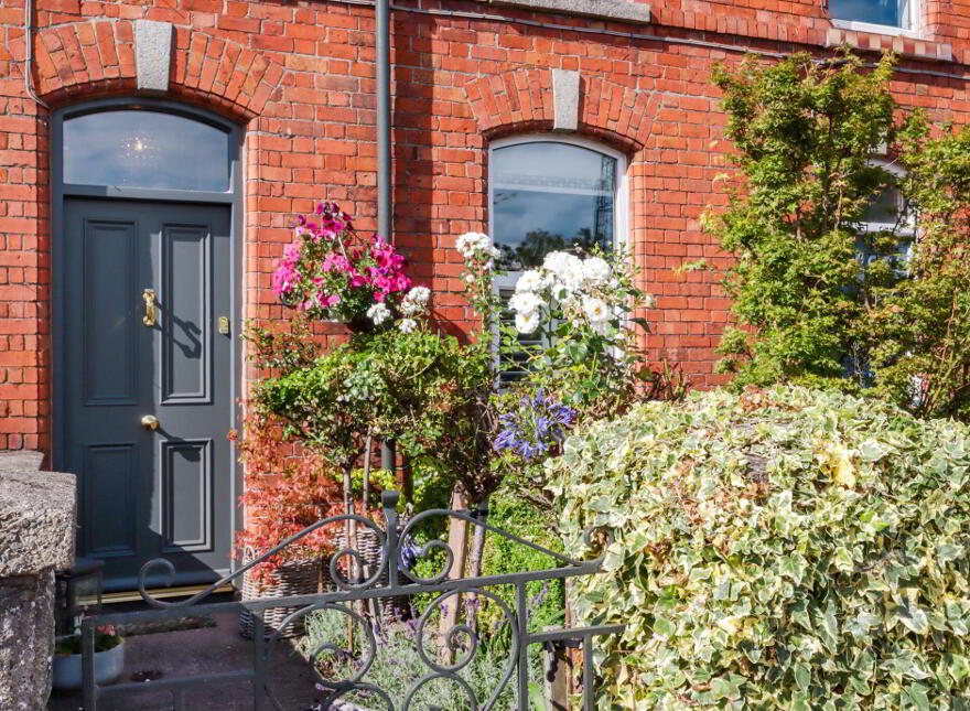 10 McDermotts Terrace, Carrickmacross Road, Dundalk, A91H2Y4